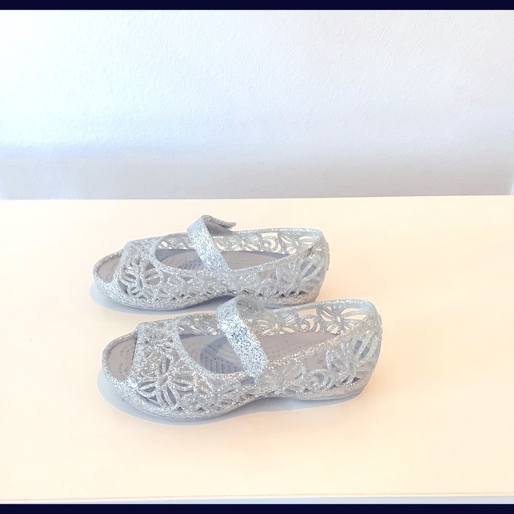 Toddler jelly crocs